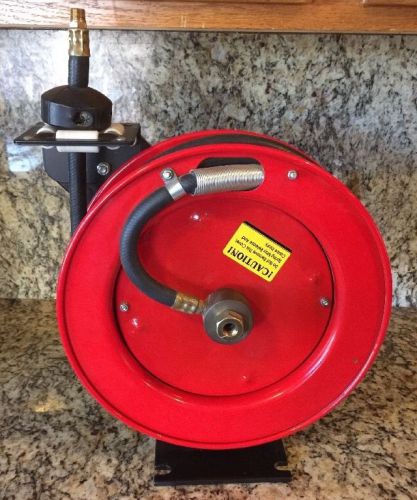 Auto Rewind Retractable 1/2&#034; x 22&#039; Air Compressor Hose and Reel 300 PSI