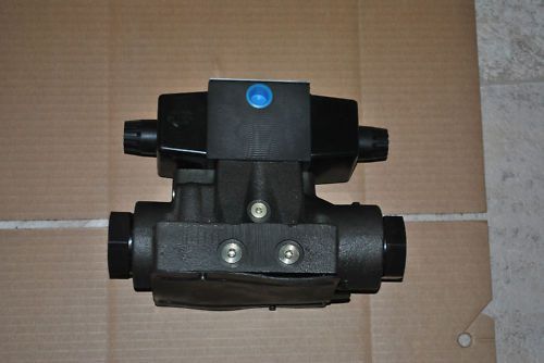 PARKER   D63W3C4NYCI 36  HYDRAULIC CONTROL VALVE 4 WAY  HIGH FLOW