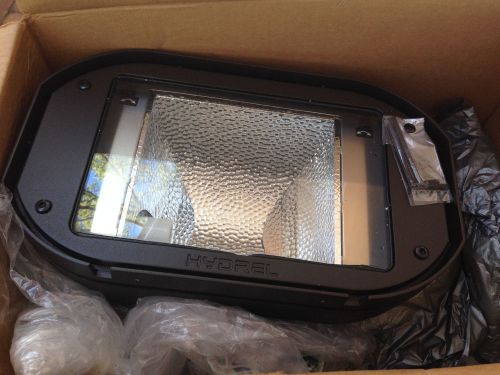 New Hydrel 7000 Series Outdoor Flood Light Fixture