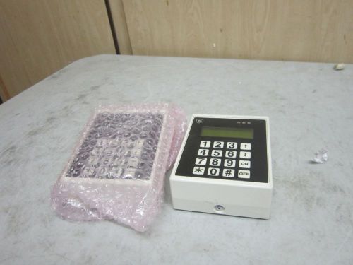 QTY.2 GE IKE 00RDIGW COMBINATION KEYPADS #424