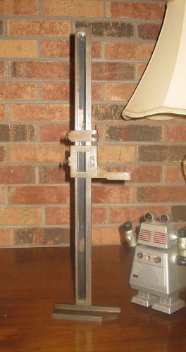 Brown &amp; sharpe mfg. co. model no. 585 height gauge 18 inch caliper tool for sale