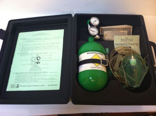 MADA MED PRODUCTS MADACYLINGER W/ OXYGEN MASK &amp; TUBING - MAKE OFFER