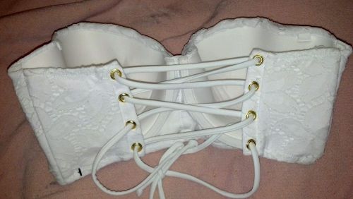Victoria&#039;s Secret White Crochet Lace Corset Tie Bandeau Bikini Top 32D swimsuit
