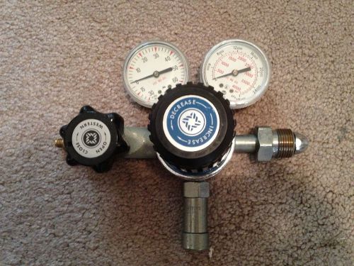 WESTERN SPECIALTY GAS EQUIPMENT REGULATOR 4000 PSI