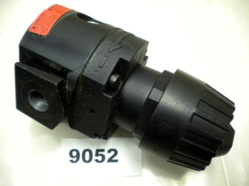 (9052) wilkerson regulator r16-02-000a f03 300 psi for sale