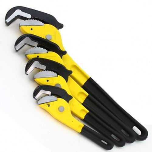 4pc self-adjusting pipe wrench set for sale