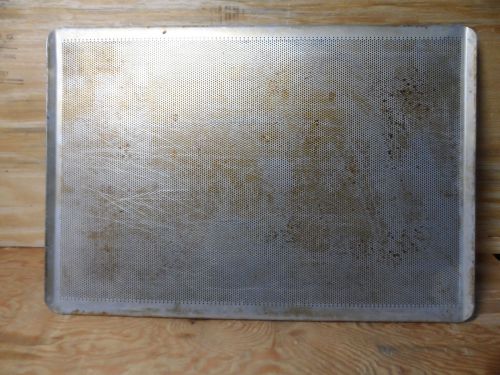 LOT OF 6 CHICAGO METALLIC 485P FULL SIZE PERFORATED BAKING SHEETS COM USED