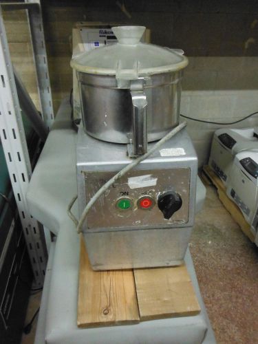 Robot coupe r4  food processor 220 volt, for sale