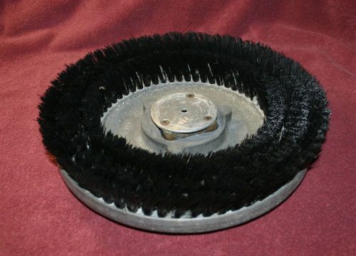 SCRUB BRUSH SHOWER FEED FOR FLOOR MACHINE ,CARPET CLEANING