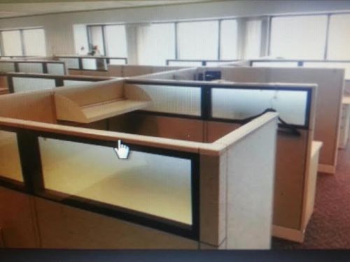 *Cubicles / Workstations... EXCELLENT Condition!