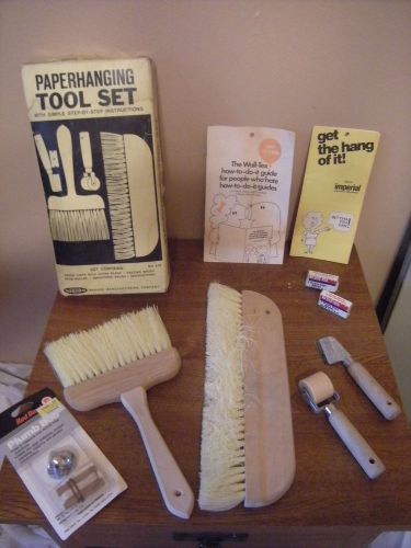 11 PC. WARNERS PAPERHANGING SET BRUSHES, RAZOR, PLUMB BOB, ROLLER, PAINT GUIDES