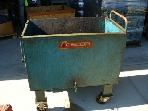 Cecor dumping chip cart 1500 # capacity. 5&#034;steel casters. 20&#034; X 22&#034; X 36&#034; hopper