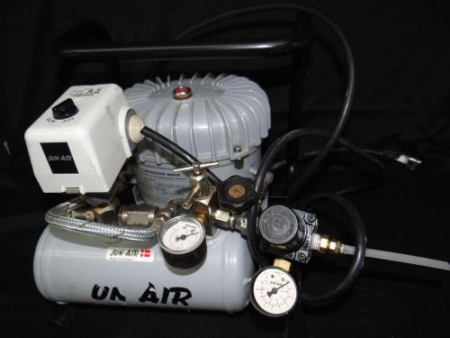 JUN-AIR DK-9400 MINOR AIR COMPRESSOR MEDICAL DENTAL LAB LOW NOISE