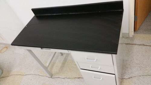 One lab desk laboratory work station 50&#034; x 36&#034; x 20&#034; super clean 1 more extra $ for sale