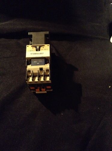 Telemecanique CA3 DN40BD 023450 24 V DC Control Relay 1FSM563857 New (A9)