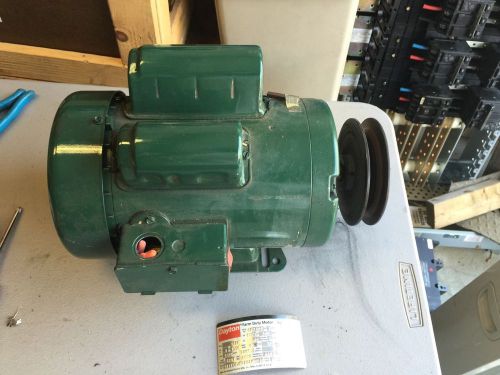 DAYTON Farm Duty Motor 6K740S  1 1/2HP 1725RPM  Phase 1 Very clean