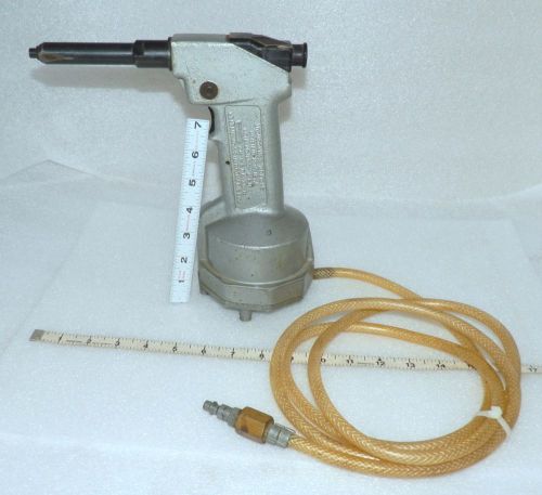 Pneumatic pop  riveter      prg 510  u.s.m. corporation  lite use, very nice for sale