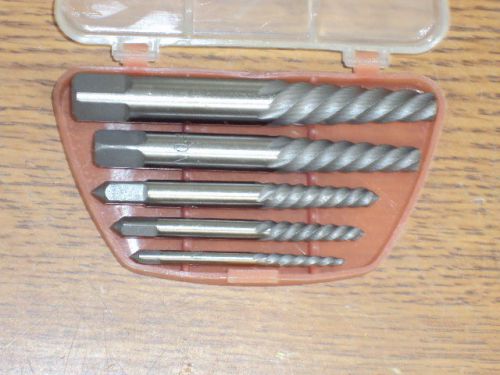 NEW SET OF 5 SCREW EXTRACTORS IN CASE NO 1-5 SET NO 5730000