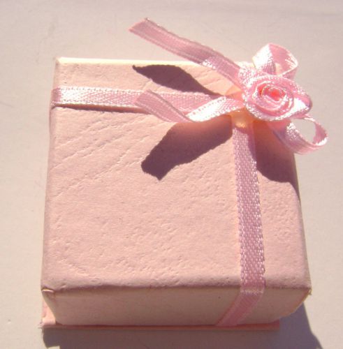 1579pk gift box ring, studs, paper, pink peach with ribbon &amp; bow for sale