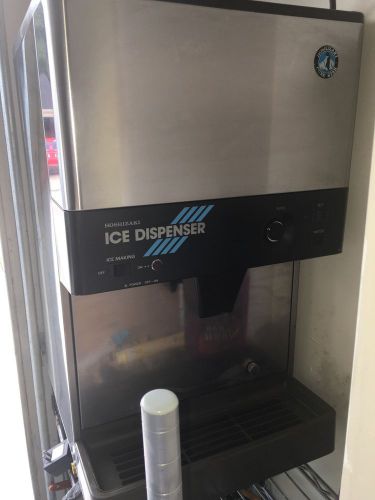 CERTIFIED USED HOSHIZAKI DCM-240BAE CUBELET ICE MAKER/ &amp; DISPENSER