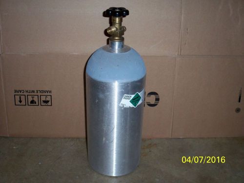 10 lb. CO2 aluminum tank                           ( ohio pick up only)