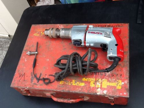 HILTI TM-7 REVERSABLE, LOCKABLE,VARIABLE SPEED HAMMER DRILL.2800 RPM PER MIN