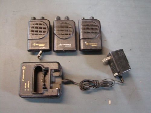 2 Motorola Minitor III 1 MINITOR IV VHF Pagers with 1 Battery Charger