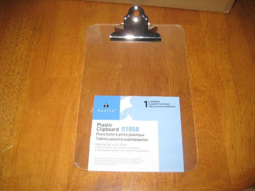 Sparco Clipboard - 6&#034; X 9&#034; - Spring Clip - Plastic - Clear (SPR01858)