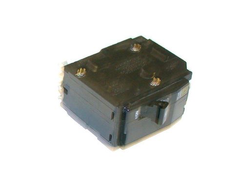 SQUARE D 2-POLE CIRCUIT BREAKER 250 VAC  MODEL Q0230(3 AVAILABLE)