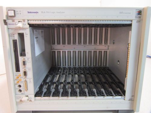 Tektronix TLA711 Logic Analyer Color Benchtop, Fusing Rate; 90-250V, 45-66Hz