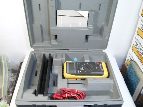 Fluke 87 True RMS Multimeter Used With Manual &amp; Hard Case