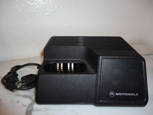 Motorola battery charger ntn4734a sabre and astro rapid desk charger for sale