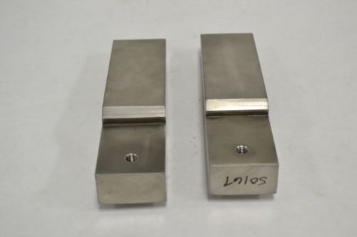 LOT 2 NEW HEWITT HBL-50167 BRACKET TYPE MOUNTING STAINLESS B210883