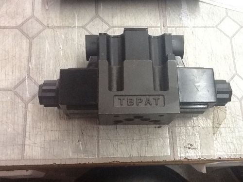 Northman Hydraulic Directional Control Valve 120 AC SWH-G03-C6-A120-10