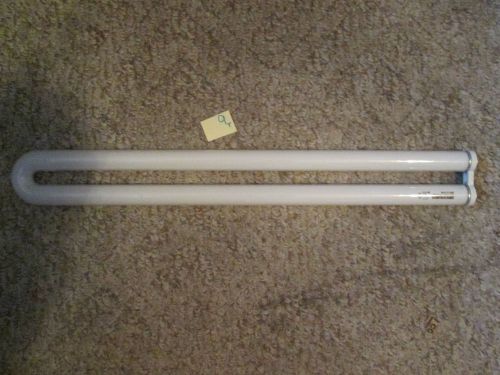 NEW SYLVANIA FLUORESCENT OCTRON LAMP FB031/841 CURVALUME 4100K 31W T8  (266)