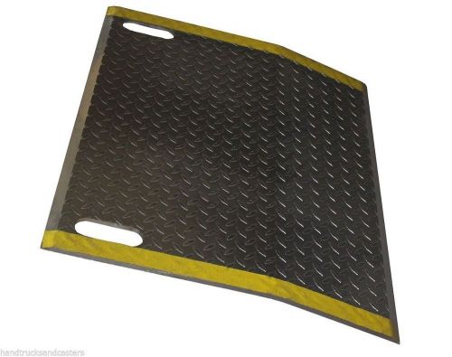 Dock Plate 36&#034; x 36&#034; Diamond Plate With Handle Slots 2,500# Cap 7&#034; Legs