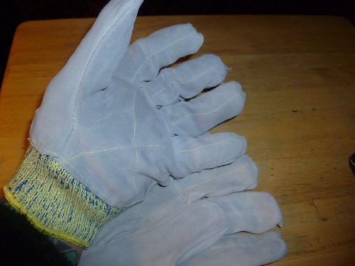 3 PAIR MEDIUM CUT RESISTANT LEVEL 3 LEATHER REINFORCED PALM GLOVES