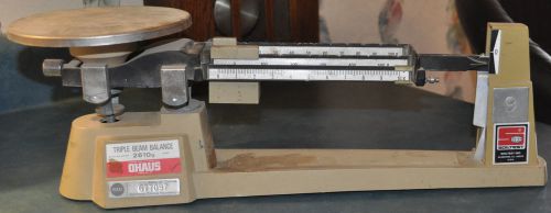 VINTAGE TRIPLE BEAM BALANCE 2610g OHAUS