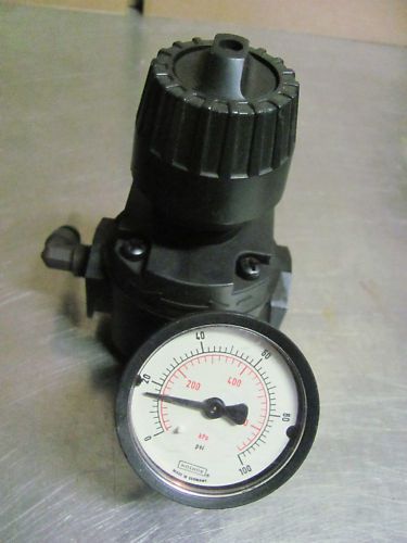 WILKERSON REGULATOR P16-02-000A  M97 (282)