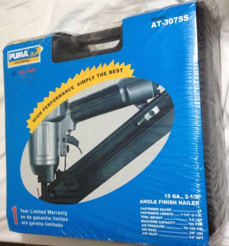 NEW 15 Gauge 2 1/2&#034; Angled Finish Nailer PUMA Made By Senco