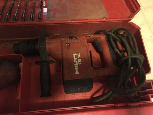 Hilti TE 14 Corded Rotary Hammer Drill w/ Case &amp; Bits