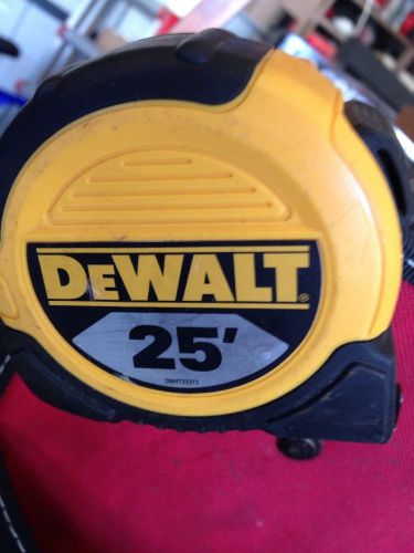 DeWalt DWHT33373 25&#039; Tape Measure New