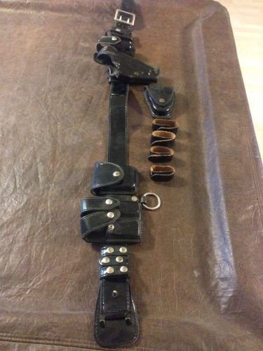 Black leather police utility belt -gun, handcuffs holster extras - nice - sig for sale