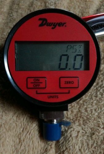 Dwyer DPGAB-09 Digital Pressure Gauge with Boot, Dry Air, Range 0 to 200psig