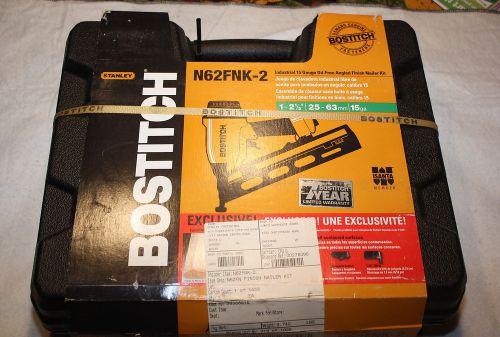 NEW BOSTITCH/STANLEY N62FNK-2 15 GAUGE PNEUMATIC ANGLE FINISHING NAILER KIT