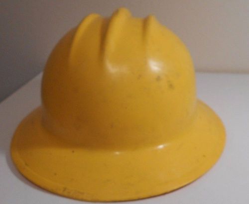 BULLARD MODEL 303 YELLOW HARD HAT WITH BRIM