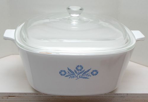 VGC Vintage Corning Ware Blue Cornflower 2 1/2 Qt 2.5 QUART Casserole P -2 1/2 -