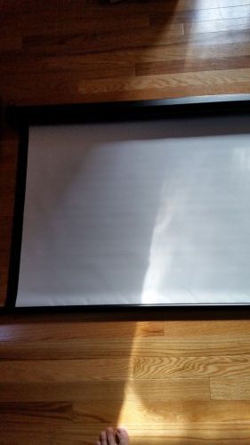 Quartet 696S Projection Screen