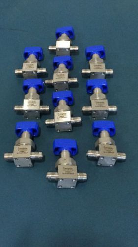 Swagelok Blue Directional Handle Control Valve - 10-PACK