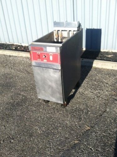 VULCAN ELECTRIC FRYER - CHEAP - SEND YOUR BEST OFFER